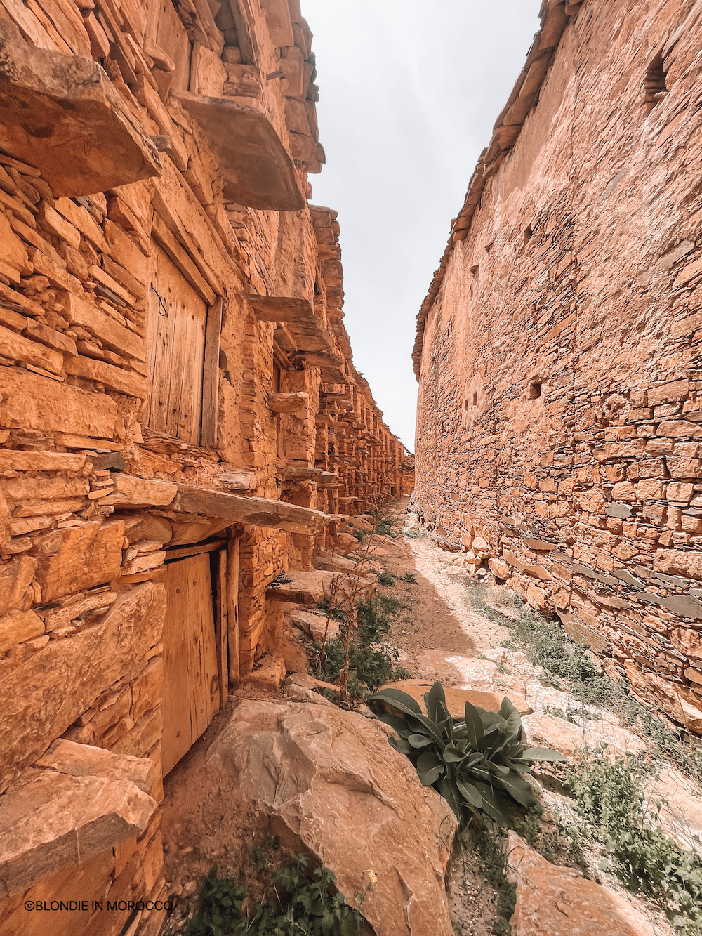 berber granaries morocco ancient building Inoumar