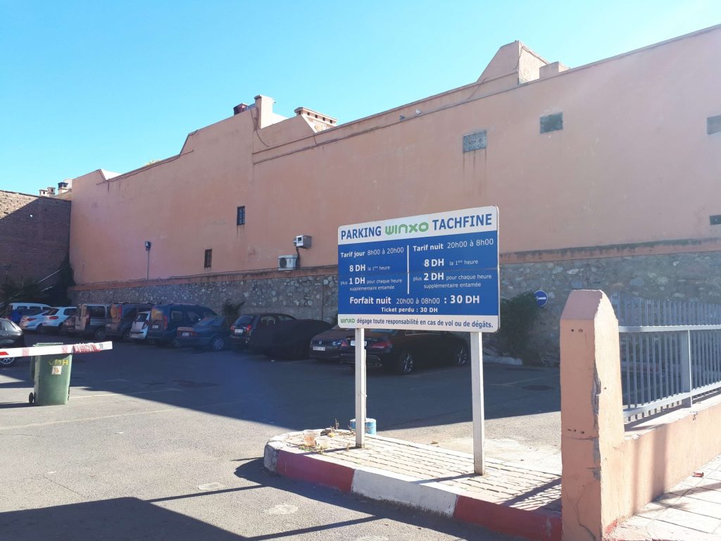 morocco driving parking cars